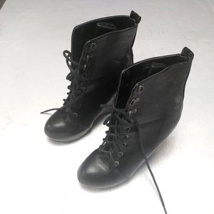 Dollhouse Women's Black Boots Size 8.5M